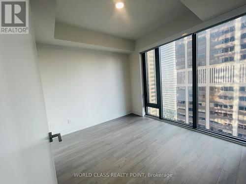 2404 - 8 Cumberland Street, Toronto, ON - Indoor Photo Showing Other Room