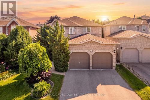 5 KELSEY CRESCENT  Barrie, ON L4N 0J7