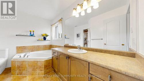 230 Hammersly Boulevard, Markham, ON - Indoor Photo Showing Bathroom