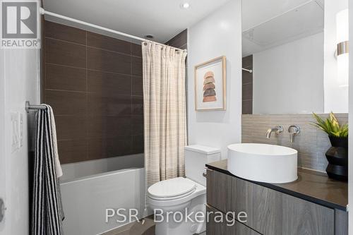 2601 - 161 Roehampton Avenue, Toronto, ON - Indoor Photo Showing Bathroom