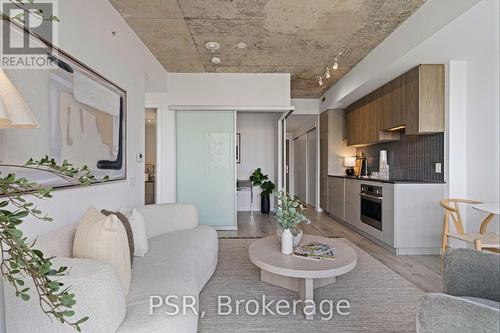 2601 - 161 Roehampton Avenue, Toronto, ON - Indoor