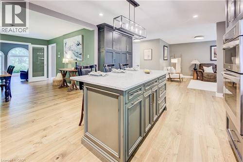 7664 Maltby Road E, Puslinch, ON - Indoor Photo Showing Kitchen