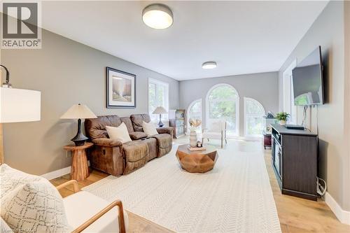 7664 Maltby Road E, Puslinch, ON - Indoor