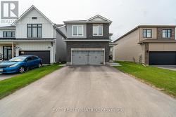 B - 161 MASSALIA CRESCENT Ottawa, ON K4A 5R1