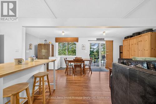 12 Silver Birch Circle, Mckellar, ON - Indoor