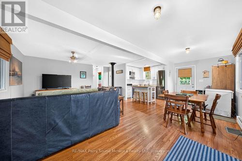 12 Silver Birch Circle, Mckellar, ON - Indoor Photo Showing Dining Room
