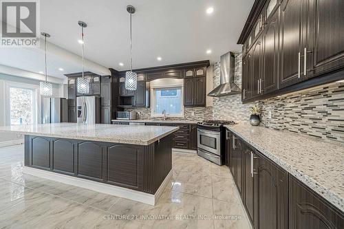 24 Cedarview Drive, Toronto, ON - Indoor Photo Showing Kitchen With Upgraded Kitchen