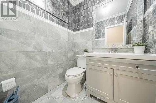 24 Cedarview Drive, Toronto, ON - Indoor Photo Showing Bathroom
