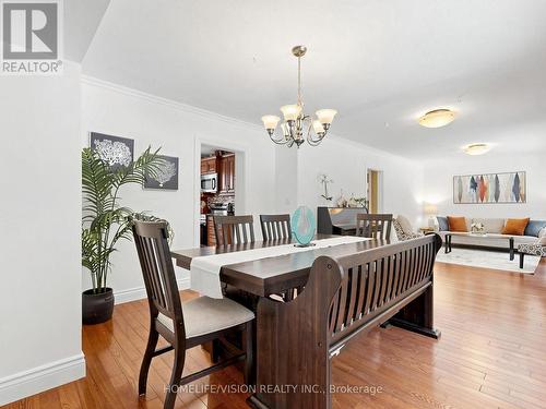 9 Lyndfield Crescent, Brampton, ON - Indoor Photo Showing Dining Room