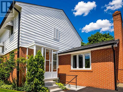 9 Lyndfield Crescent, Brampton, ON - Outdoor