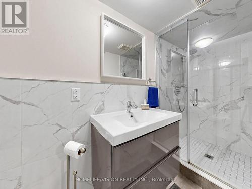 9 Lyndfield Crescent, Brampton, ON - Indoor Photo Showing Bathroom
