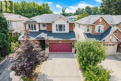 40 SUNNYCROFT COURT  Hamilton, ON L8B 0L3