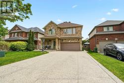 64 WILBUR DRIVE Hamilton, ON L0R 1C0