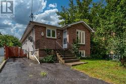 426 MONTREAL STREET  Kingston (East Of Sir John A. Blvd), ON K7K 3H7