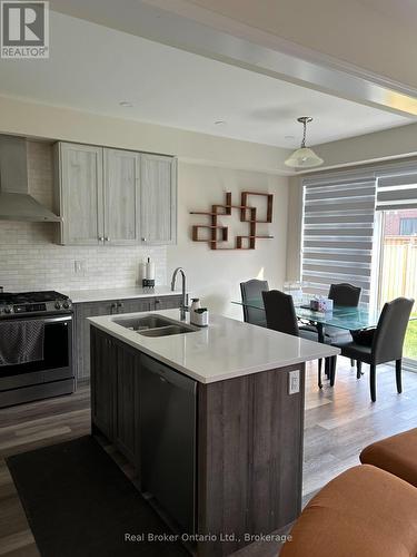51 MAGDALENA STREET , Hamilton (Stoney Creek Mountain), Ontario L8J 0M3 5