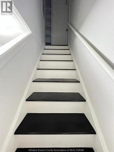 1058 California, Windsor, ON - Indoor Photo Showing Other Room