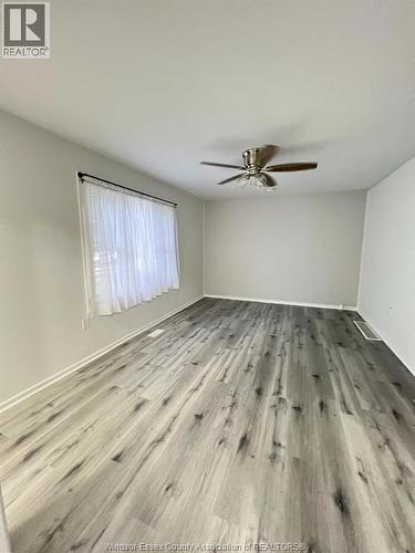 1058 California, Windsor, ON - Indoor Photo Showing Other Room