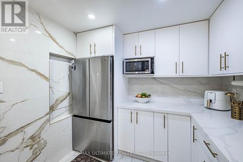 208 - 238 Albion Road, Toronto, ON - Indoor Photo Showing Kitchen