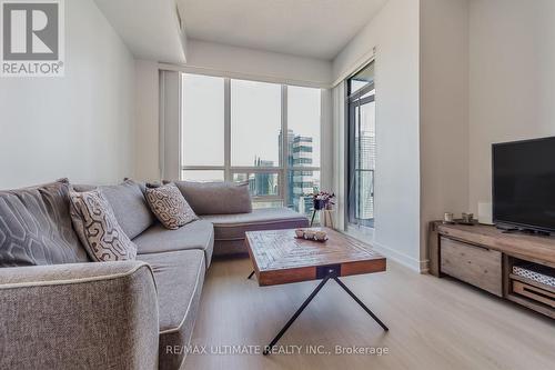 2706 - 2220 Lake Shore Boulevard W, Toronto, ON - Indoor Photo Showing Living Room