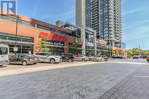 2706 - 2220 Lake Shore Boulevard W, Toronto, ON - Outdoor