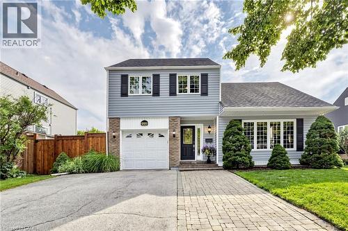 2208 LANCASTER Crescent  Burlington, ON L7P 3G5