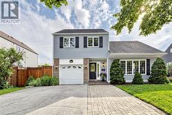 2208 LANCASTER Crescent  Burlington, ON L7P 3G5