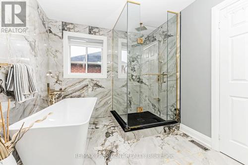 212 Wedgewood Drive, Cambridge, ON - Indoor Photo Showing Bathroom