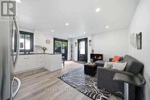4 - 99 Fourth Concession Road, Brant, ON - Indoor With Fireplace