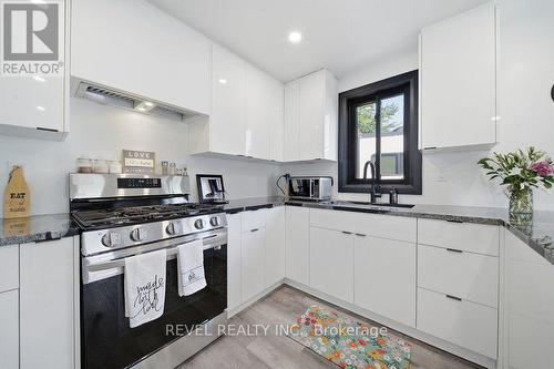 4 - 99 Fourth Concession Road, Brant, ON - Indoor Photo Showing Kitchen