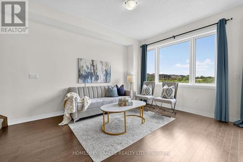 356 Bismark Drive, Cambridge, ON - Indoor Photo Showing Living Room