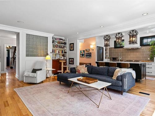 36 Highland Drive, Truro, NS - Indoor Photo Showing Living Room