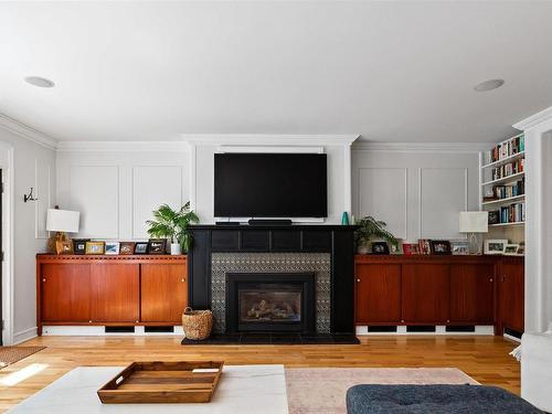 36 Highland Drive, Truro, NS - Indoor With Fireplace