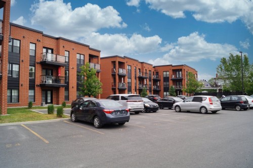 Front of Structure - 306-165 Rue Bouthillier N., Saint-Jean-Sur-Richelieu, QC - Outdoor With Facade
