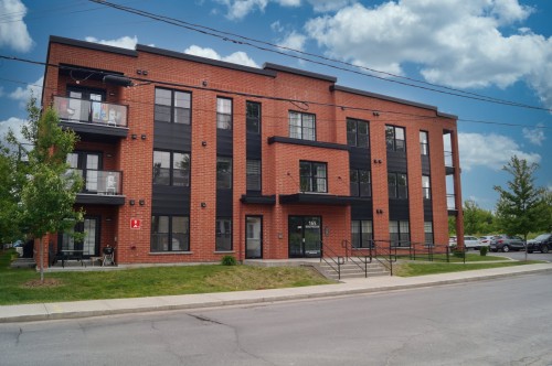 Front of Structure - 306-165 Rue Bouthillier N., Saint-Jean-Sur-Richelieu, QC - Outdoor With Facade