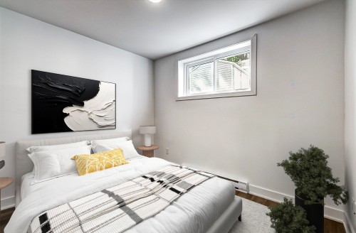 Bedroom - 1717 Av. Des Pins, Longueuil (Le Vieux-Longueuil), QC - Indoor Photo Showing Bedroom