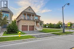 2 LADY VALENTINA AVENUE  Vaughan, ON L6A 0E4