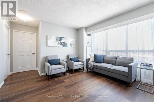 Living Room - 1206 - 5 Greystone Walk Drive, Toronto (Kennedy Park), ON - Indoor Photo Showing Living Room