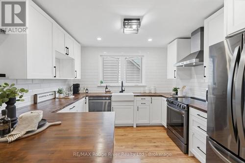 152 WILSON ROAD S  Oshawa (Donevan), ON L1H 6C1