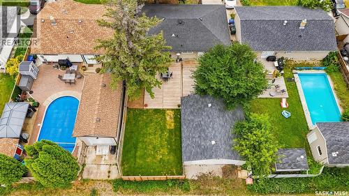 1813 Cameron Avenue, Saskatoon, SK - Outdoor With In Ground Pool