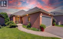 442 SANDBANKS Crescent  Waterloo, ON N2V 2J1