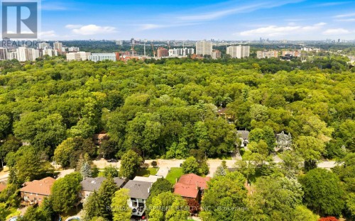 2115 Lynchmere Avenue, Mississauga, ON 
