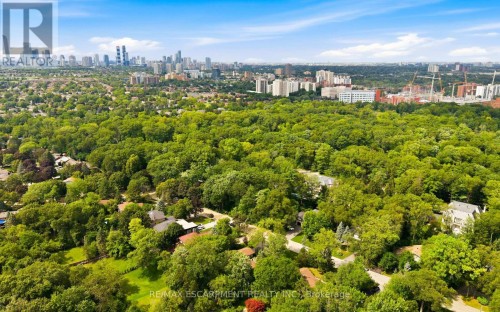 2115 Lynchmere Avenue, Mississauga, ON 