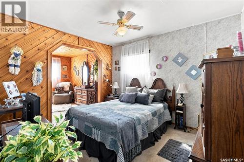 1229 Willow Avenue, Moose Jaw, SK - Indoor Photo Showing Bedroom