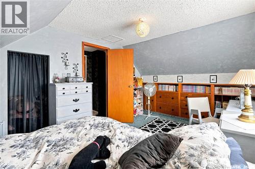 1229 Willow Avenue, Moose Jaw, SK - Indoor Photo Showing Bedroom