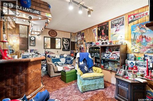 1229 Willow Avenue, Moose Jaw, SK - Indoor