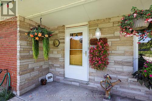 2140 5Th Concession N, Clearview, ON - Outdoor With Exterior