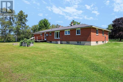 2140 5Th Concession N, Clearview, ON - Outdoor With Exterior