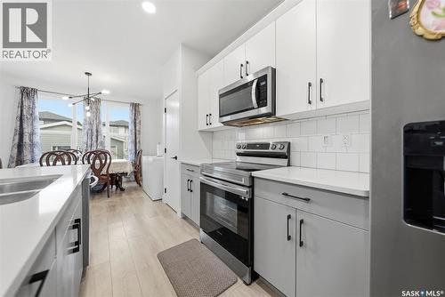 132 Rosewood Boulevard E, Saskatoon, SK - Indoor Photo Showing Kitchen