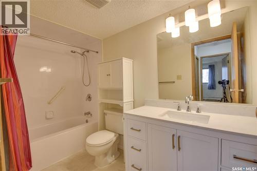 101 375 Kingsmere Boulevard, Saskatoon, SK - Indoor Photo Showing Bathroom