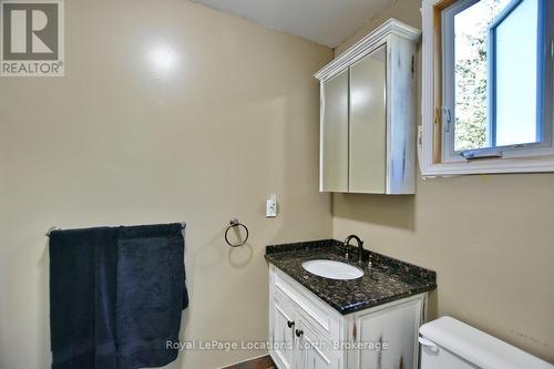 154 Carmichael Crescent, Blue Mountains, ON - Indoor Photo Showing Bathroom